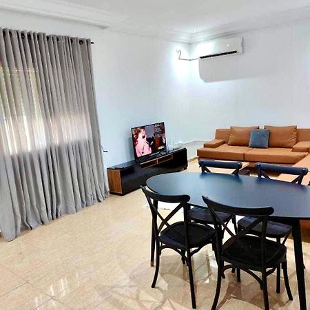 Nice Stay 2 Bedrooms Jardins De Carthage Le Kram Zewnętrze zdjęcie