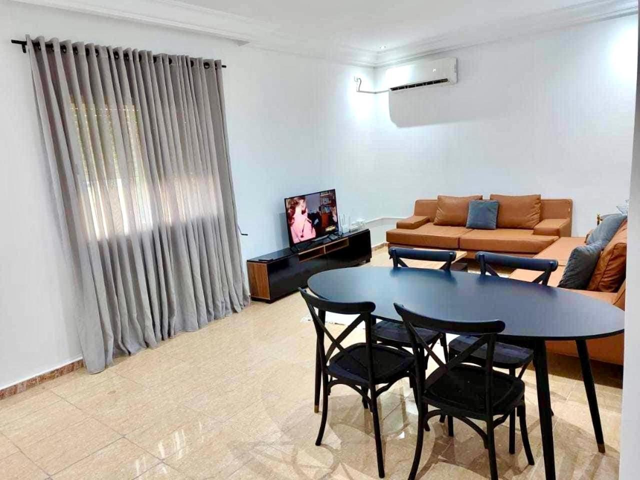 Nice Stay 2 Bedrooms Jardins De Carthage Le Kram Zewnętrze zdjęcie